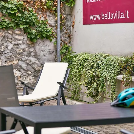 شقة Bella